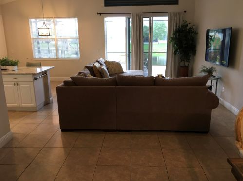 1725 Jamesport Dr, Fort Pierce FL 34953-4355 exterior