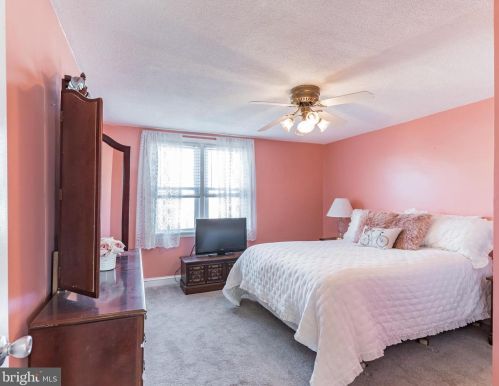 304 Pne St, Manor PA 19036-1011 exterior