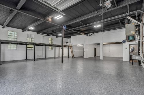 1411 Potter Ave, Milwaukee WI 53207-2115 exterior