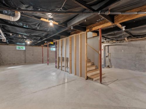 4130 Menasha Ave, Manitowoc WI 54220-1146 exterior