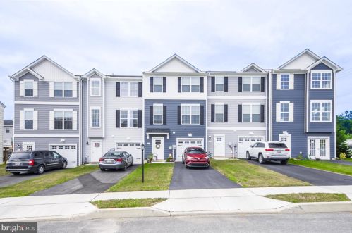 202 Ctr St, Hanover PA 17331-2829 exterior