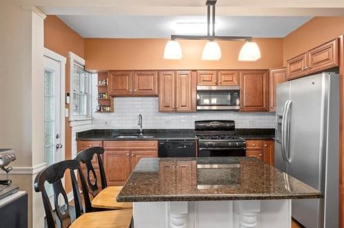 1150 Negley Ave, Pittsburgh PA 15217-1048 exterior