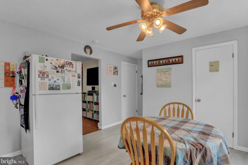 407 Meade Ave, Hanover PA 17331-3622 exterior