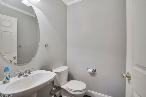 507 Knollwood Ct, Parsippany NJ 07834-3458 exterior