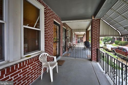 5829 American St, Philadelphia, PA 19120-1862