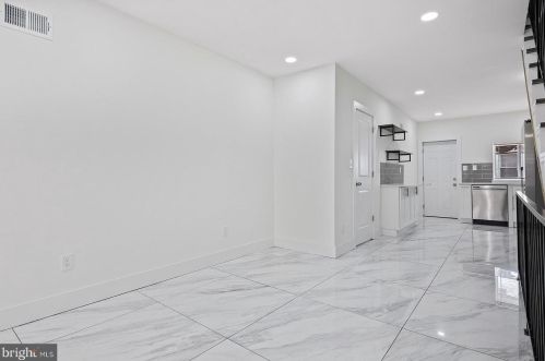 2329 Bucknell St, Philadelphia PA 19145-3214 exterior