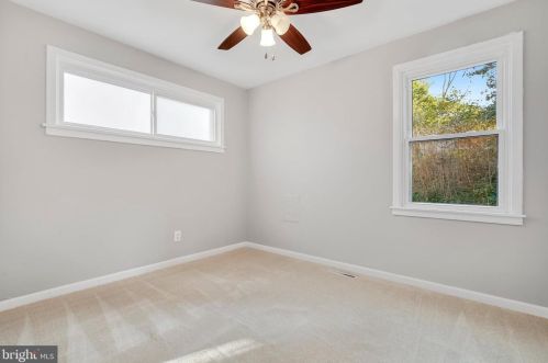 1805 Crawford Dr, Rockville MD 20851-1711 exterior