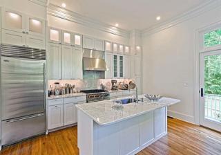 44 Follen St, Cambridge MA  02138-3503 exterior