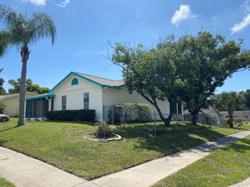 11721 Salmon Dr, Port Richey FL  34668-1240 exterior