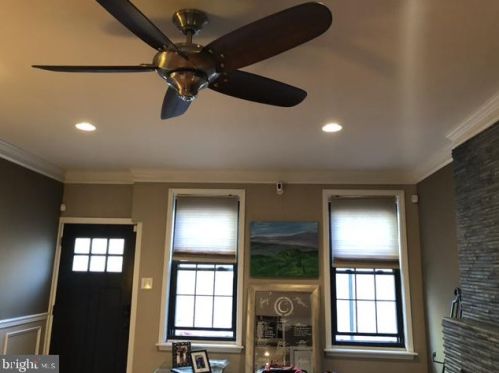 1156 Carlisle St, Philadelphia PA  19146-3106 exterior