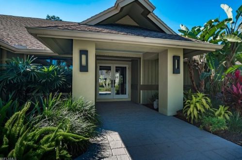 177 Edgemere Way, Naples, FL 34105-7108