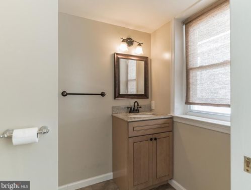 168 Cotton St, Philadelphia PA 19127-1502 exterior