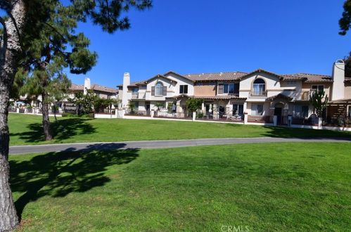 2354 Sunningdale Dr, Tustin CA  92782-1086 exterior