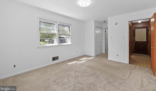 7902 Ashton St, Alexandria VA 22309-1341 exterior