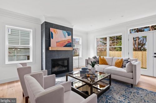 5805 Beech Ave, Bethesda MD  20817-3407 exterior