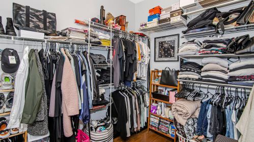 2400 Whipple St, Chicago IL 60655-2127 exterior