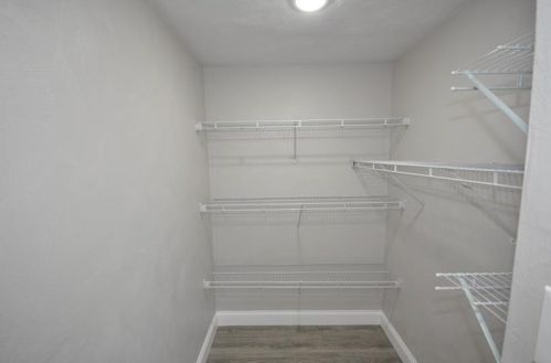 2215 Country Club Dr, Pittsburgh PA  15241-2333 exterior