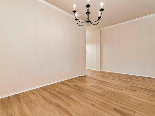 7715 Elkhorn Mountain Trl, Austin TX  78729-6403 exterior