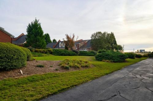 4661 Ivygate Cir, Atlanta GA 30339-1331 exterior