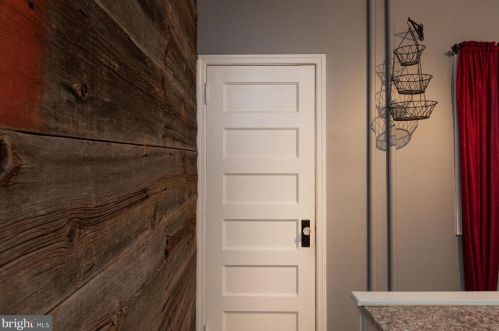 932 Lititz Ave, Lancaster PA 17602-1919 exterior