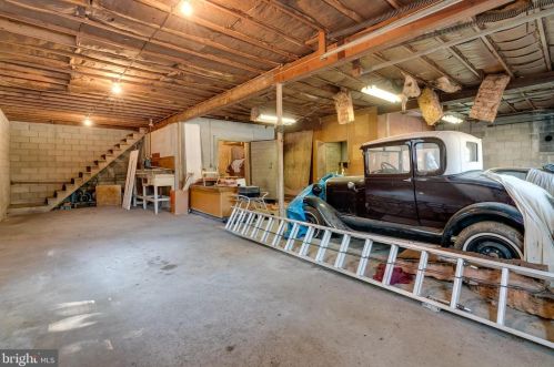 10 Grandview Ave, Lancaster PA 17603-6671 exterior