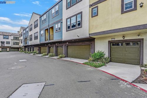 1433 Milpitas Blvd, Milpitas CA 95035-3154 exterior