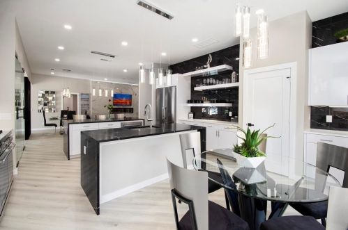 10114 Dentport Dr, Dallas TX  75238-2104 exterior