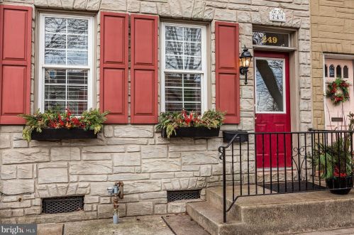 249 New Holland Ave, Lancaster PA 17602-2301 exterior