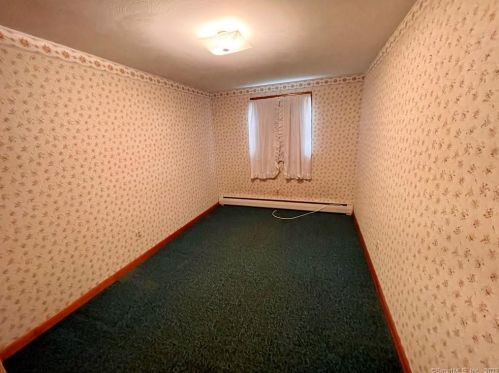 65 Adelaide St, Killingly CT 06239-2700 exterior