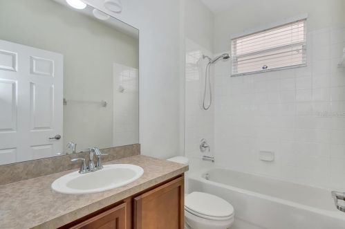 18111 Bahama Bay Dr, Tampa FL 33647-3458 exterior