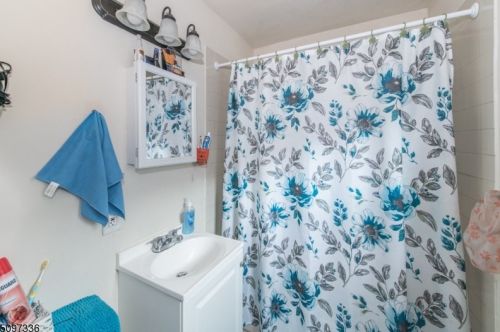 71 Mercer St, Paterson NJ 07524-2426 exterior