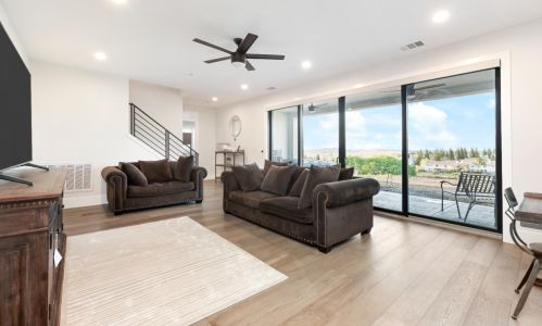 1990 Ritchie St, Folsom CA  95630 exterior