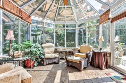 335 Craighead Dr, Atlanta, GA 30319-1087