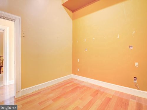 1324 Kenyon St, Washington DC 20010-2493 exterior