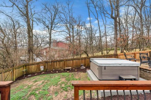 55 Orch Ln, Saint Louis MO 63122-6919 exterior