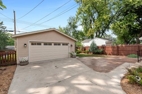 3431 93rd St, Milwaukee, WI 53222-3514