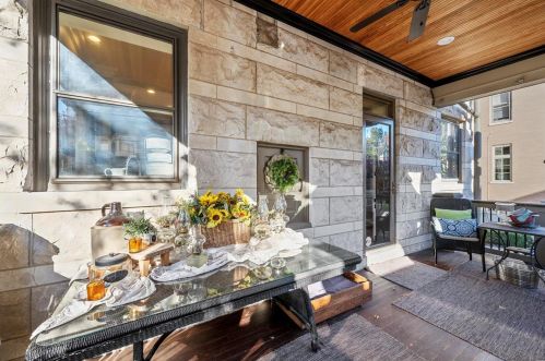 36 Portland Pl, Saint Louis MO 63108-1242 exterior