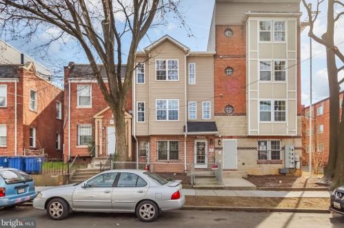 1611 T St, Washington, DC 20020-4721