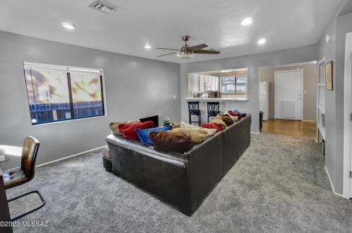 1439 Blacklidge Dr, Tucson AZ  85719-2657 exterior