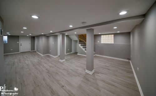 2714 76 Pl, Chicago IL 60619-2711 exterior