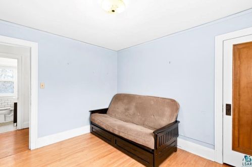 406 43 Ave, Duluth MN 55807-1555 exterior