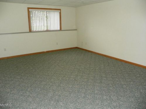 2582 Falcon Pointe Dr, Grand Rapids MI 49534-7555 exterior