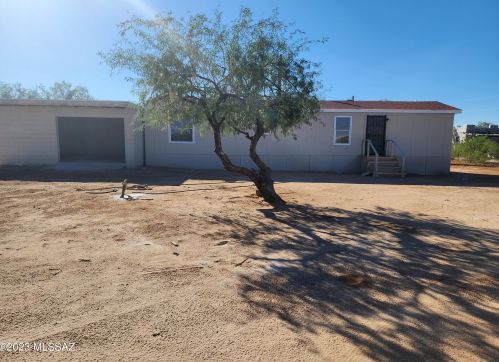 8200 Alice Vail Ln, Tucson, AZ 85736-1805