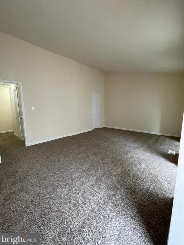 10136 Avenel Gardens Ln, Silver Spring MD  20903-1735 exterior