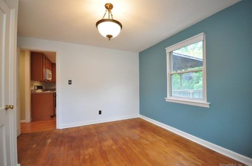 913 Plymouth St, Windsor CT 06095-3713 exterior