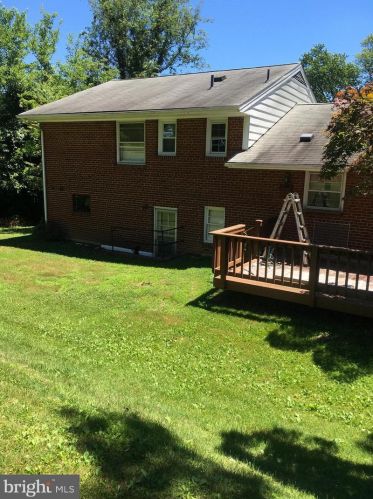 4510 Rynex Dr, Alexandria VA 22312-1515 exterior