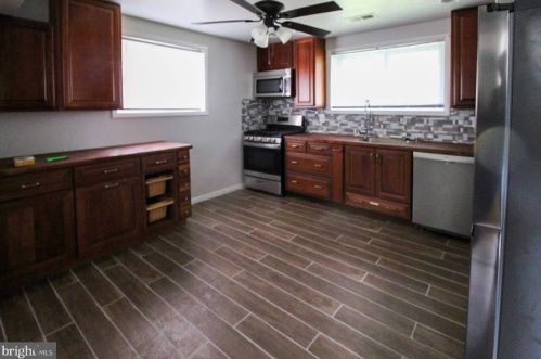 3713 Massachusetts Ave, Washington DC  20019-2943 exterior