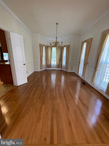 9 Le Havre Ct, Rockville MD  20854-3176 exterior