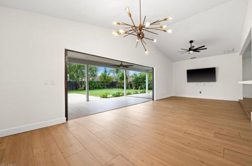 238 Willowick Dr, Naples FL 34110-1342 exterior