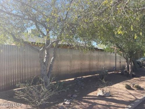 4242 Lester St, Tucson AZ  85712-3117 exterior